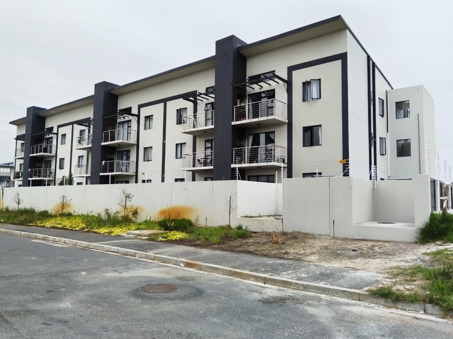 3 Bedroom Property for Sale in Parklands East Western Cape
